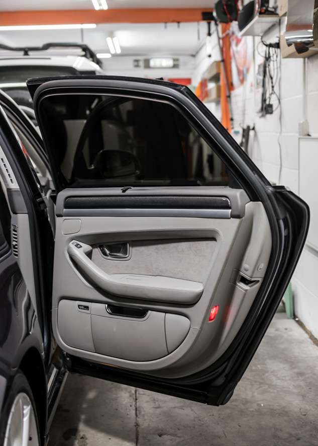 Audi s8 car tinted rear windows from inside