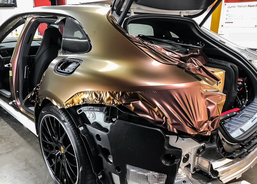 https://tintex.co.uk/static/309c3c5a5bba6ffae63ae9255b85a3a0/6dcf4/vinyl-wrapping.jpg